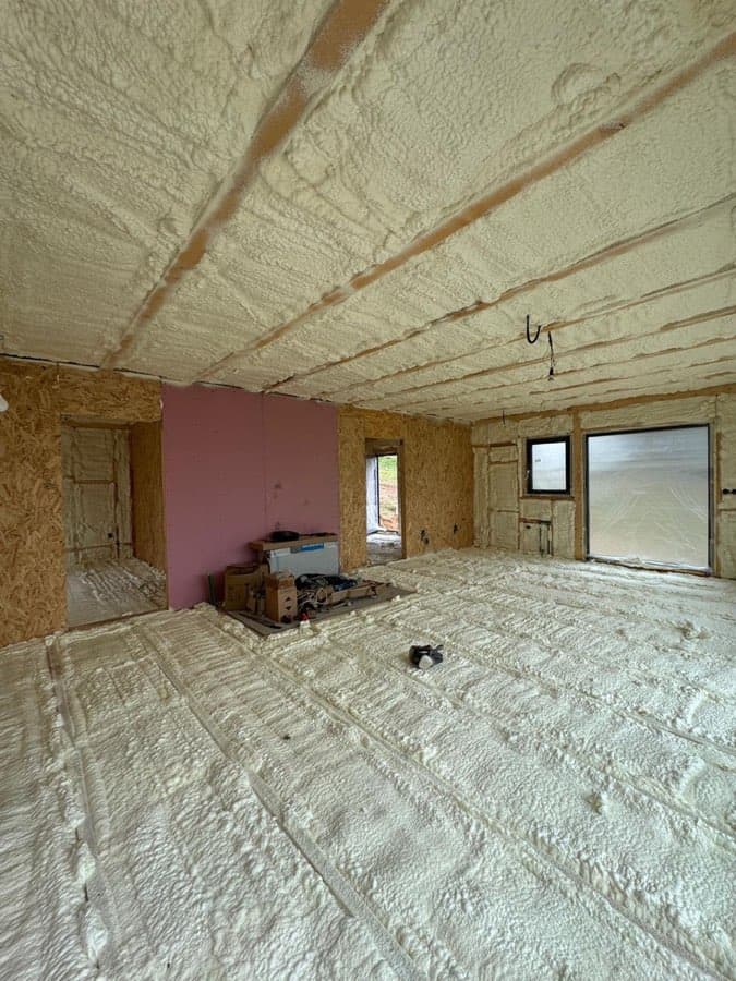 Lucrare WE SPRAY 2 – spumă poliuretanică și poliuree