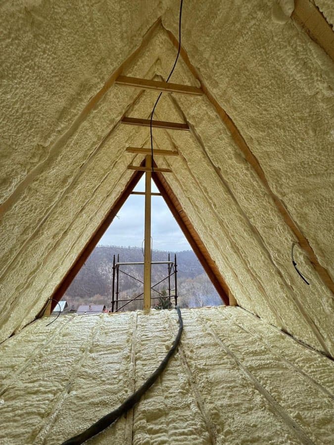 Lucrare WE SPRAY 47 – spumă poliuretanică și poliuree